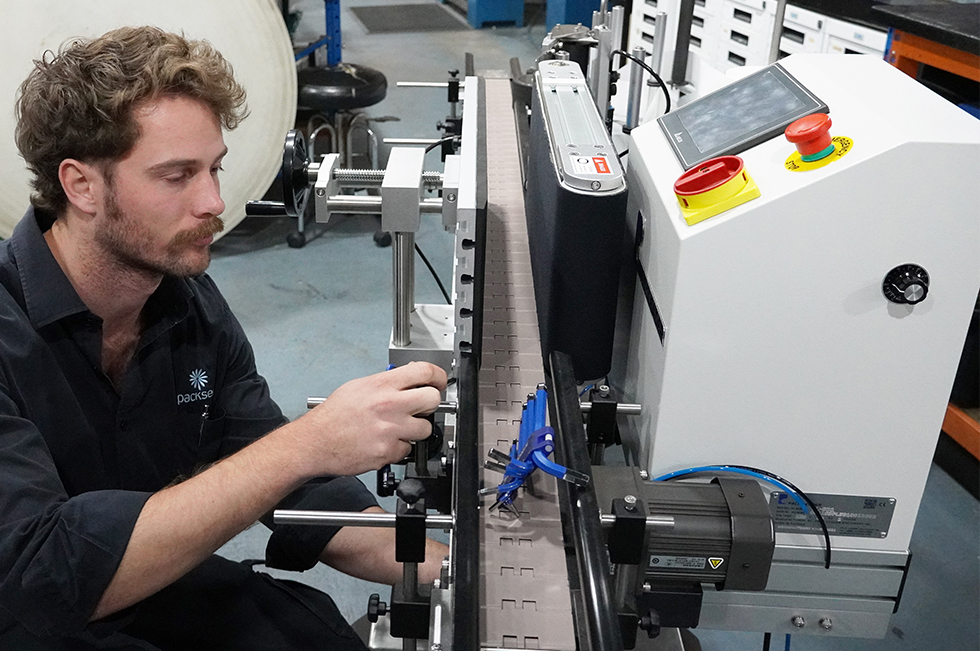 Labeling Machine Manufacturer